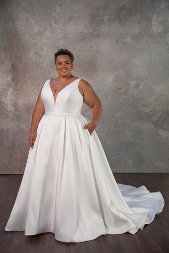 Essense of Australia D4140 #9 (IV-PL) Ivory Gown w Porcelain Tulle Plunge thumbnail