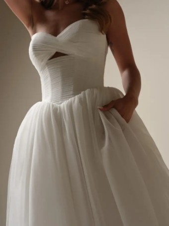 Maggie Sottero EVAN (25MC317B01 - No Keyhole) #1 Ivory thumbnail