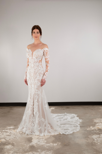 Essense of Australia D3961 #0 (IVRM-PL) Ivory Lace & Tulle over Rum Gown w Porcelain Tulle Illusion thumbnail